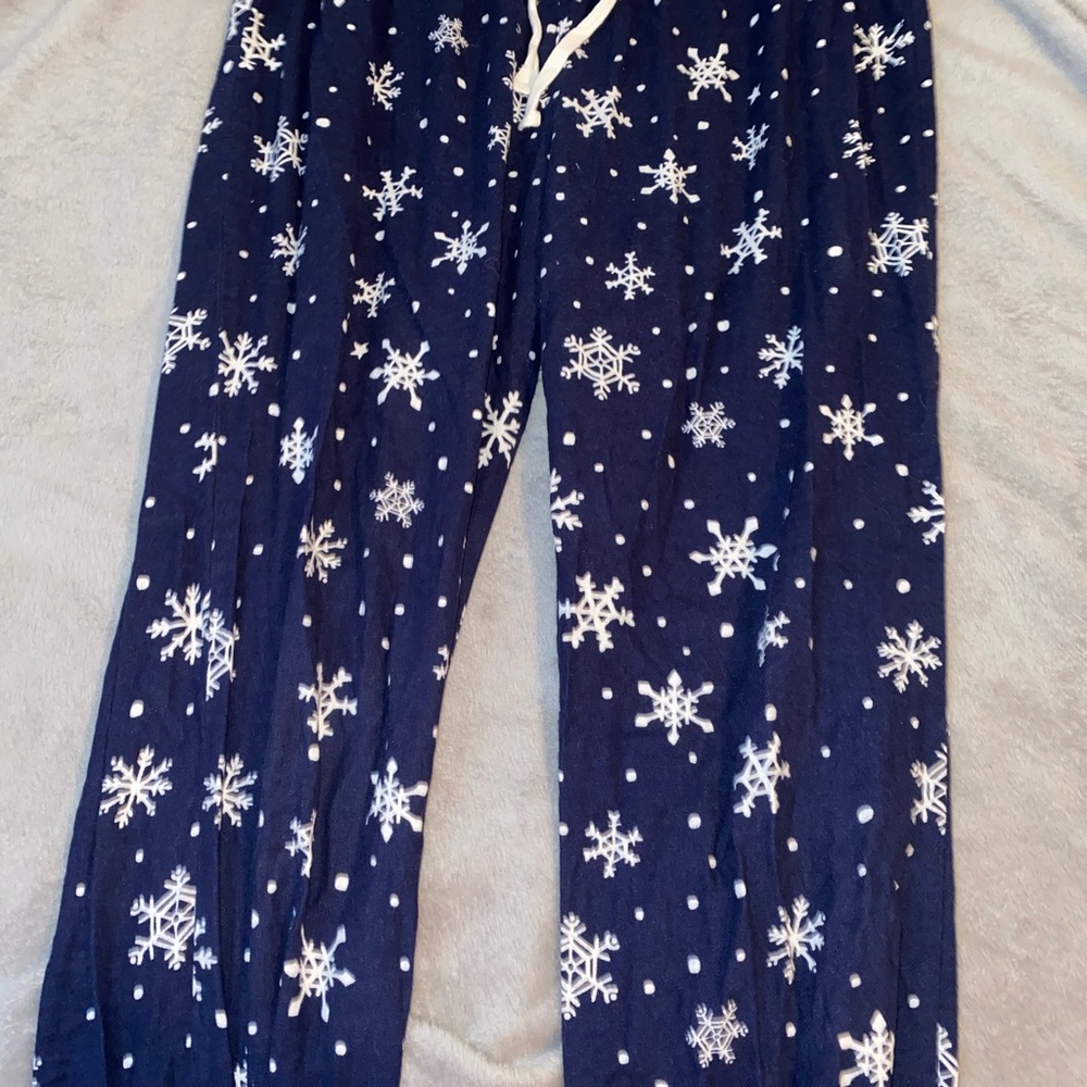 pajama snowflake pants